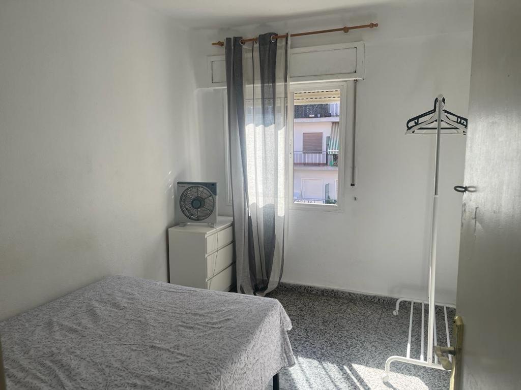 Apartamento De Habitaciones Privadas En El Centro De 말라가 외부 사진