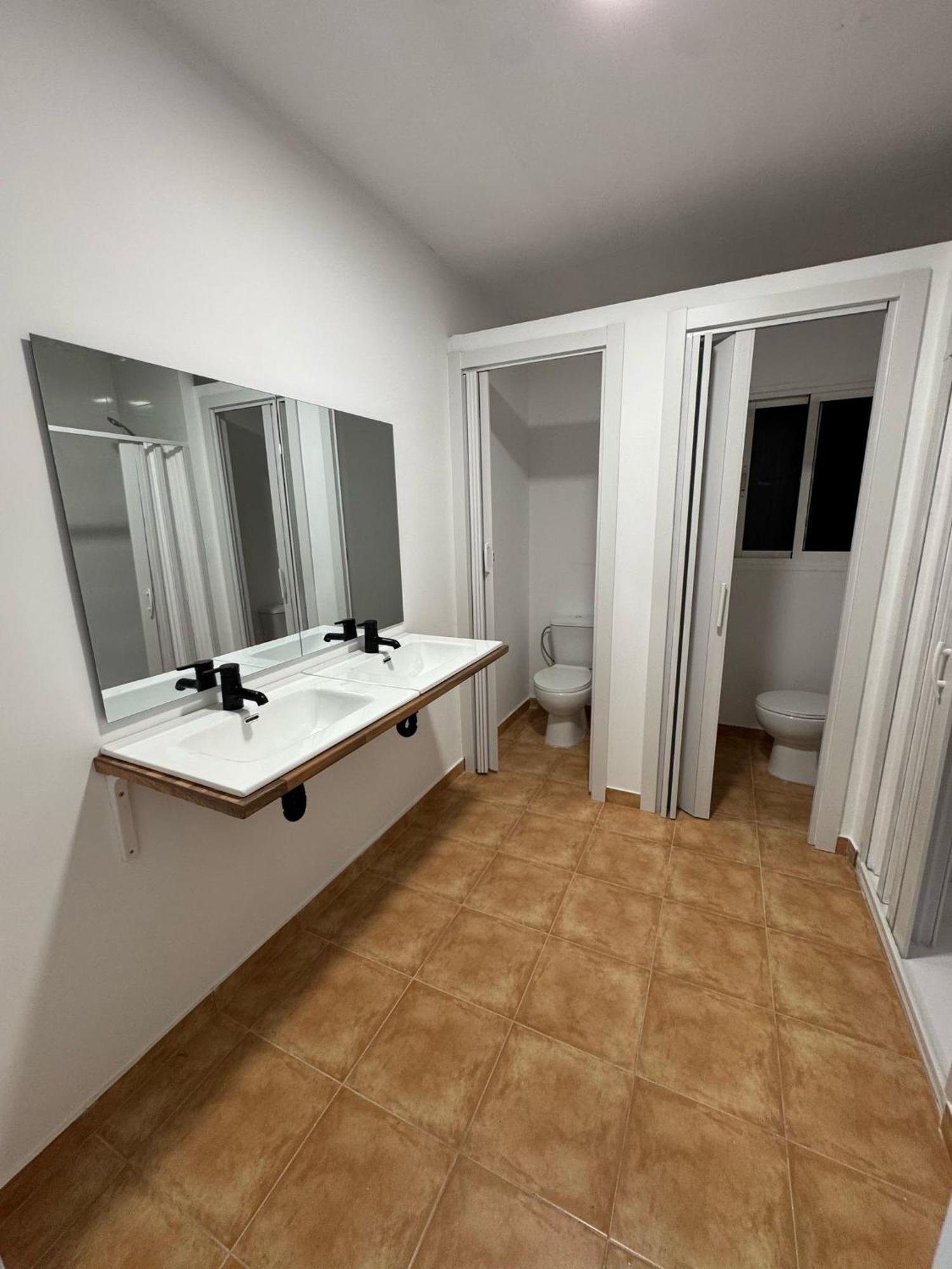 Apartamento De Habitaciones Privadas En El Centro De 말라가 외부 사진