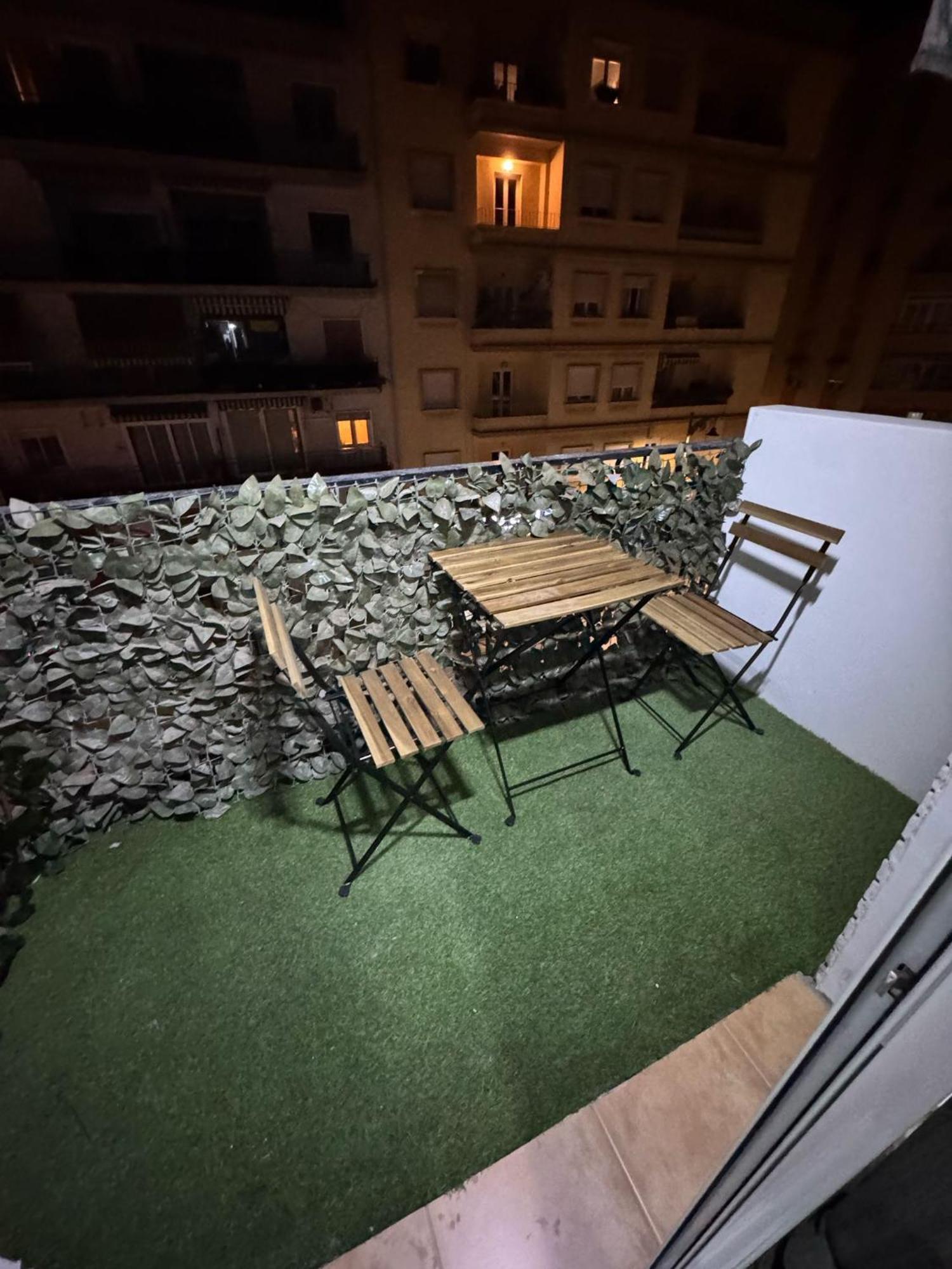 Apartamento De Habitaciones Privadas En El Centro De 말라가 외부 사진